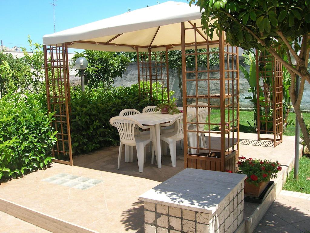 Appartamento Tavernetta Lecce Habitación foto