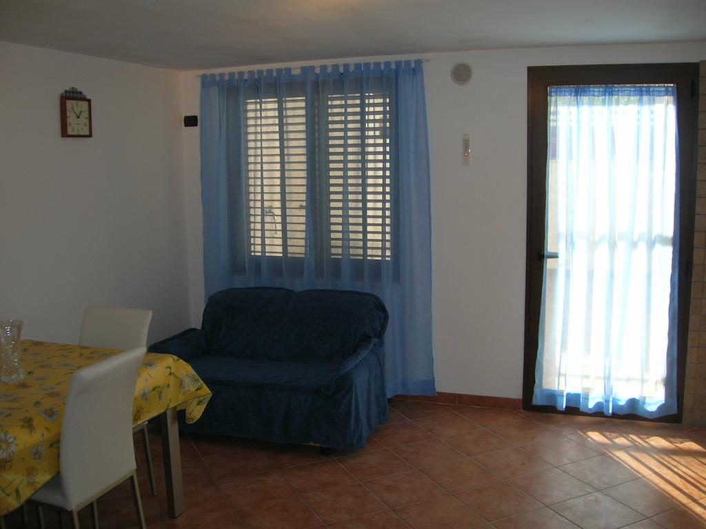Appartamento Tavernetta Lecce Habitación foto