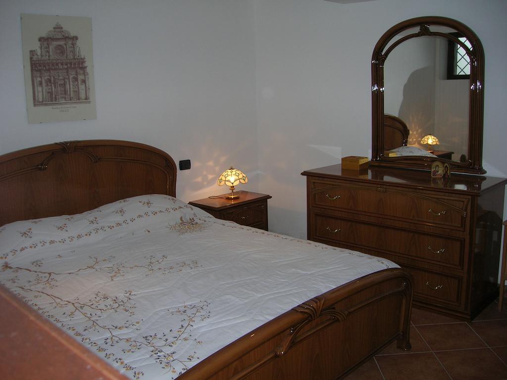 Appartamento Tavernetta Lecce Habitación foto